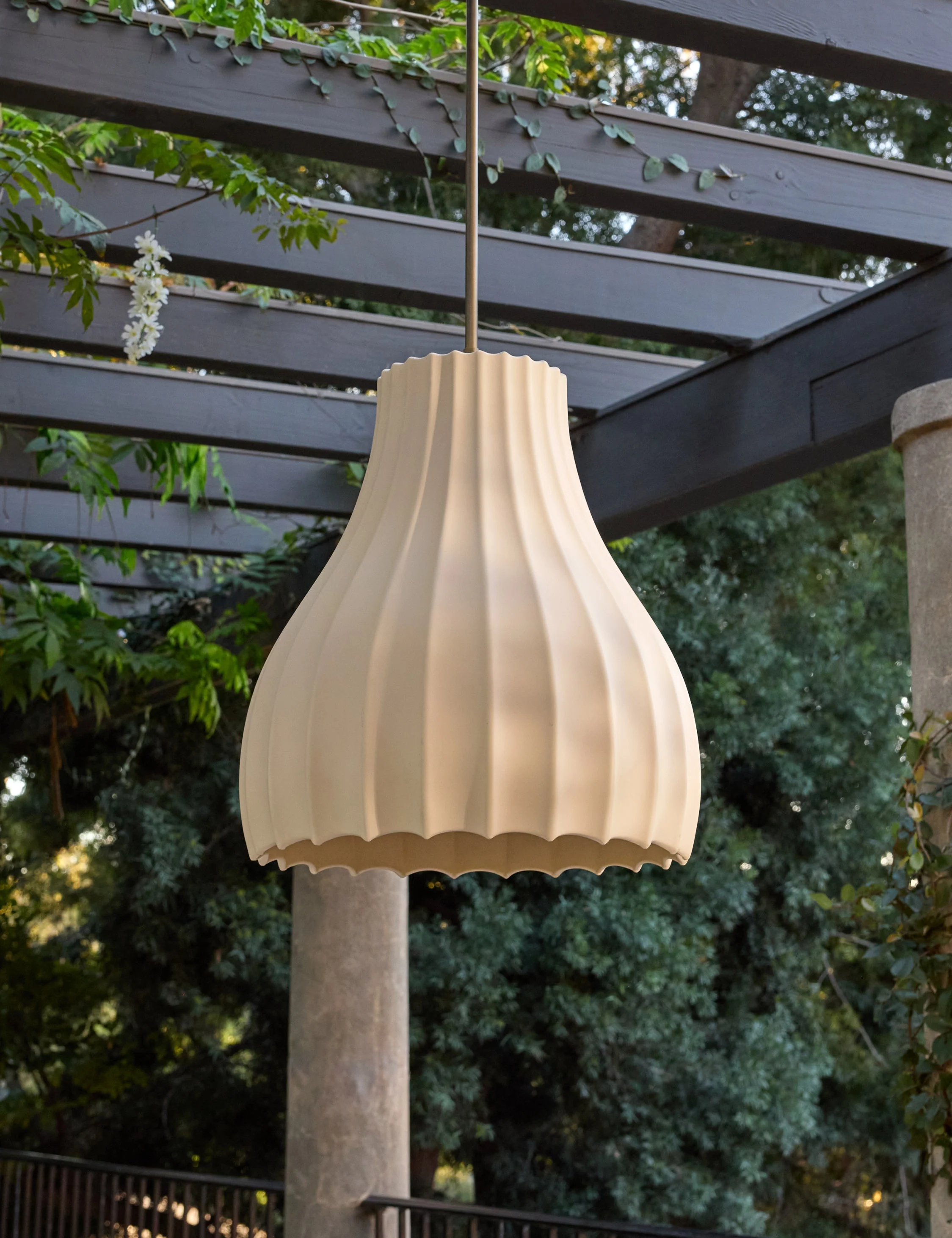Cading Outdoor Pendant Light - Image 2