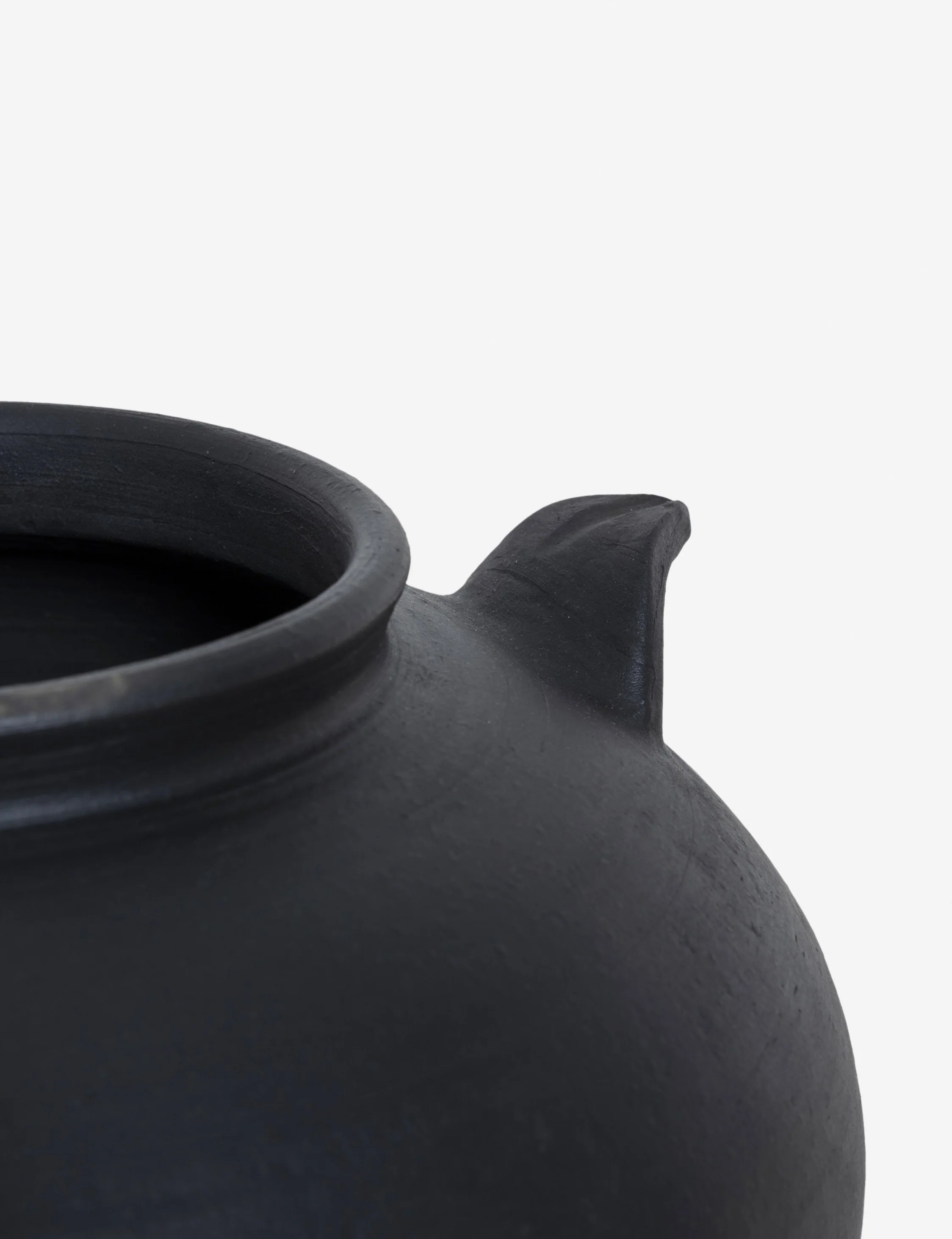 Civita Vase by Amber Lewis x Four Hands - Image 7