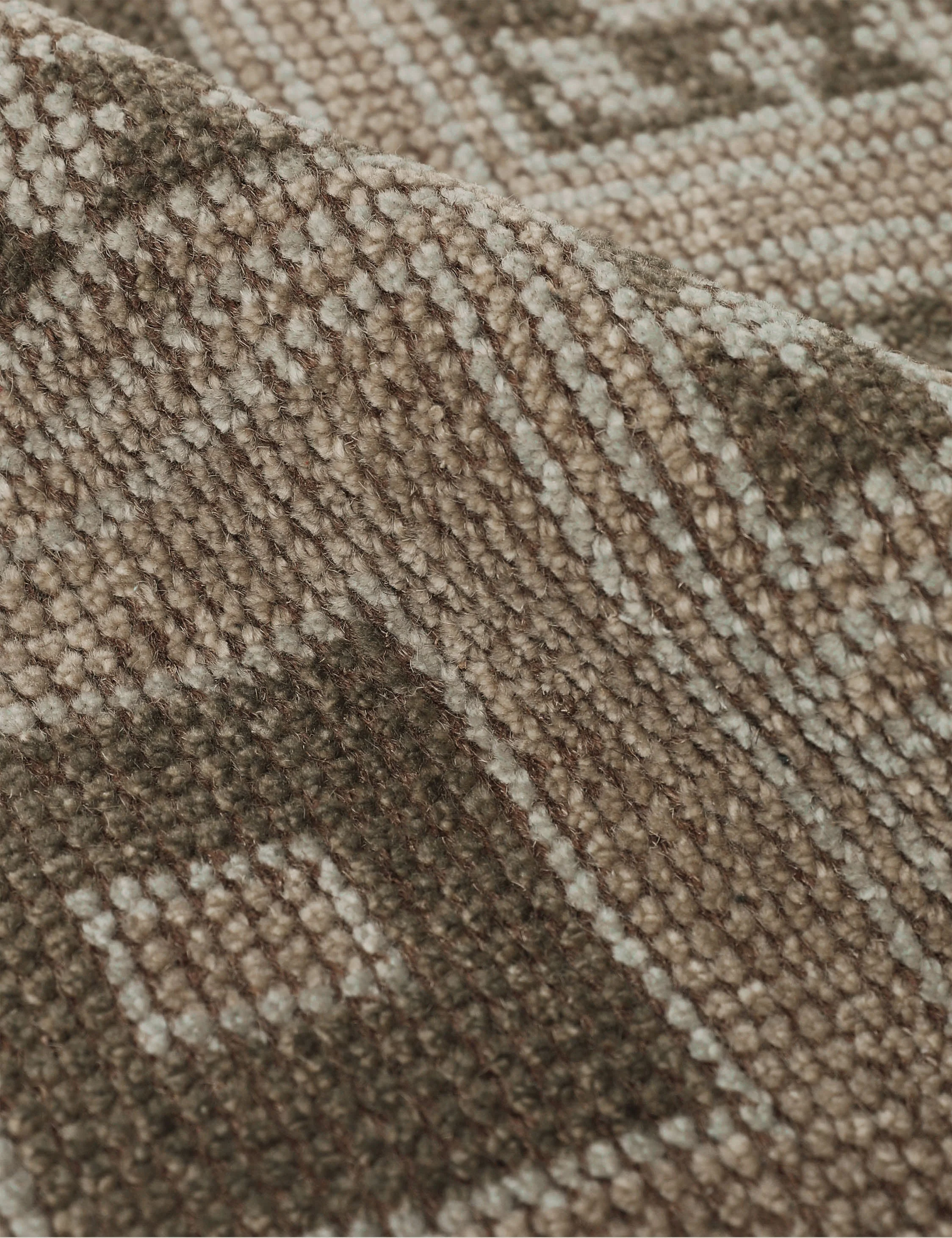 Delina Hand-knotted Wool Rug Swatch - Image 2
