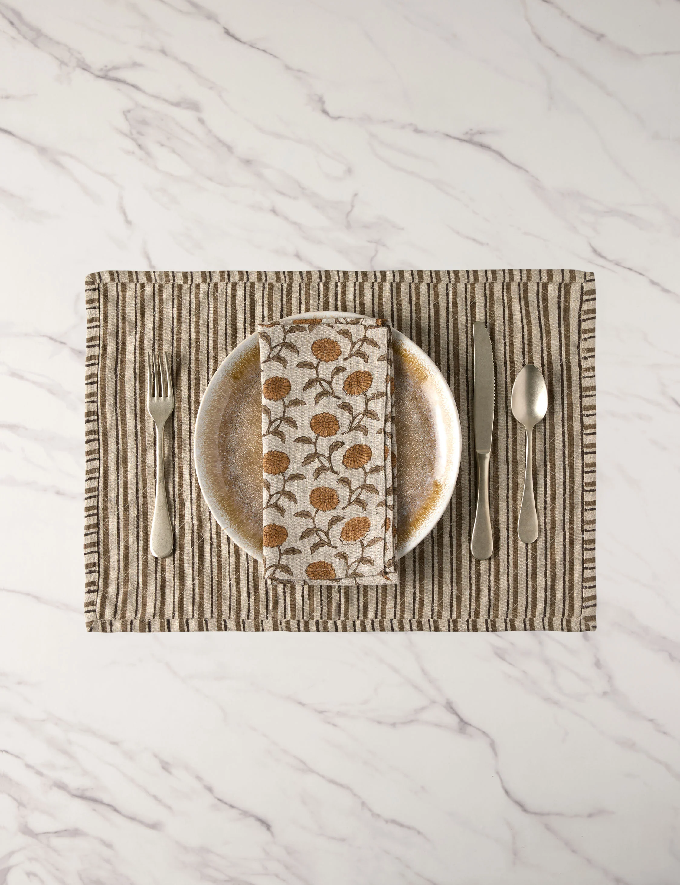 Dori Reversible Linen Placemats (Set of 4) - Image 6