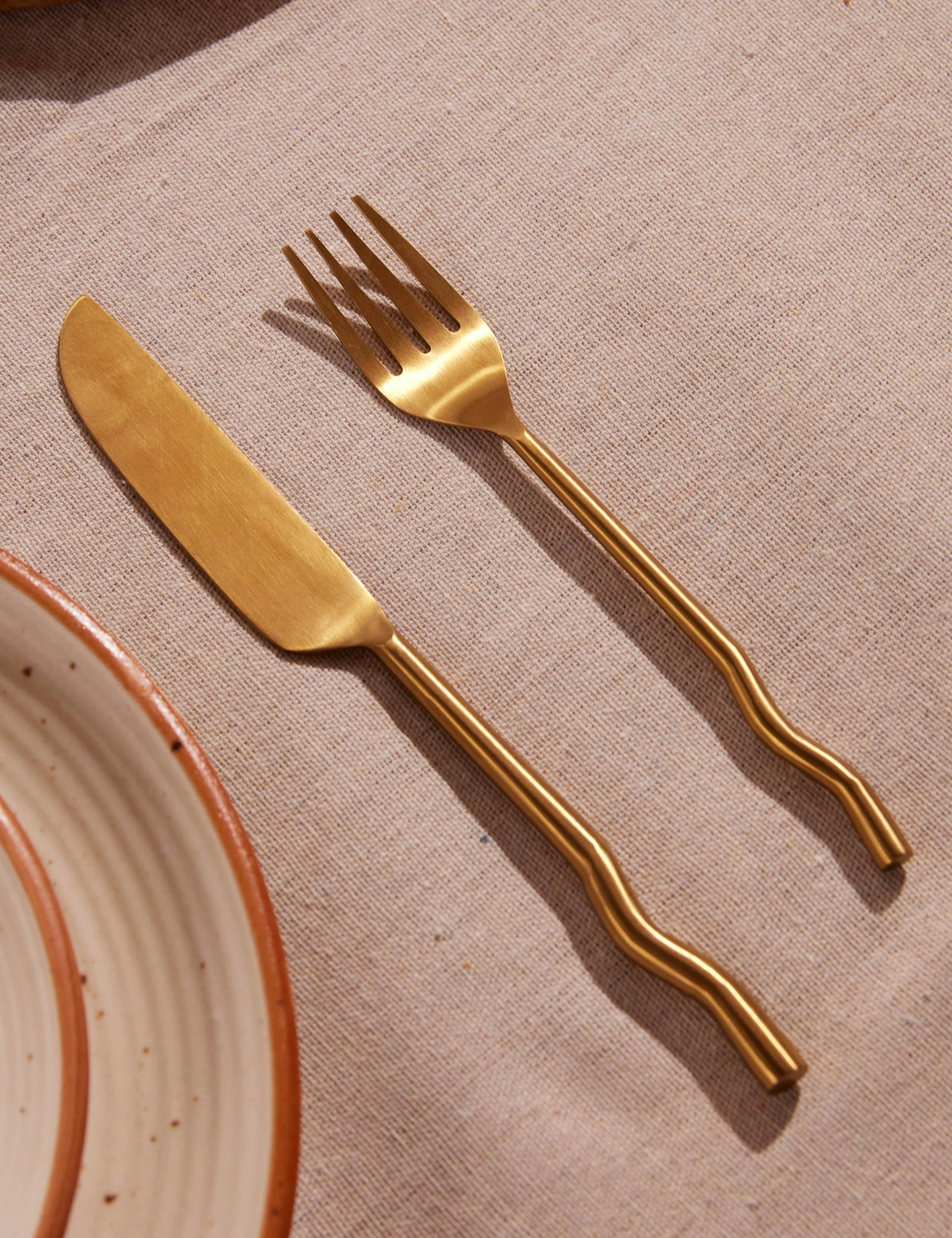 Emma Flatware (20-Piece Set) by Meso - Image 6