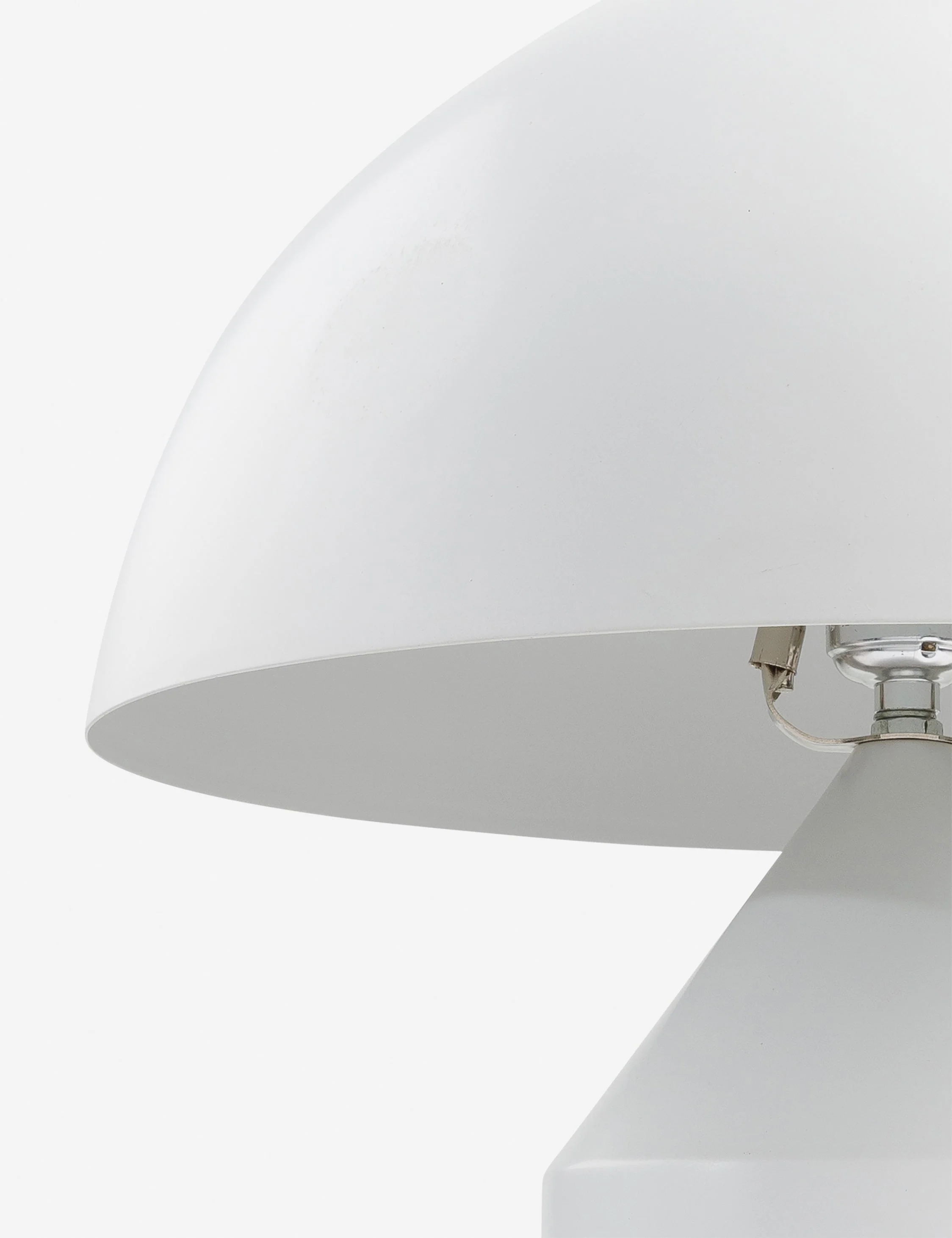 Ezri Table Lamp - Image 6