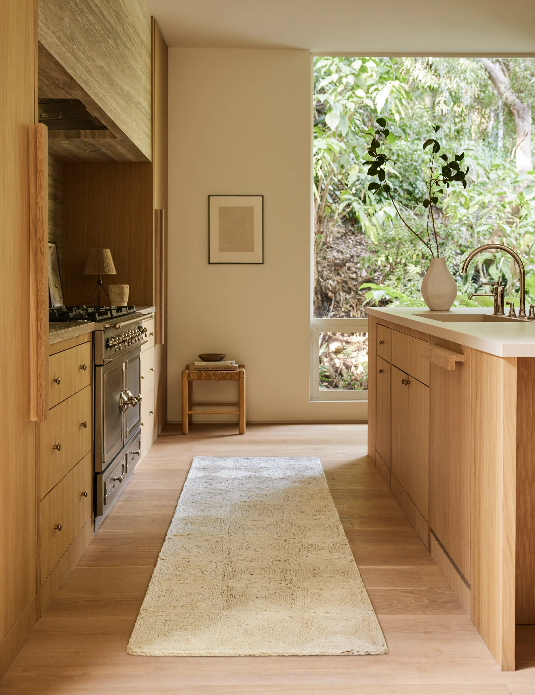 Havenhurst Rug Swatch by Jake Arnold, Ivory - Image 4