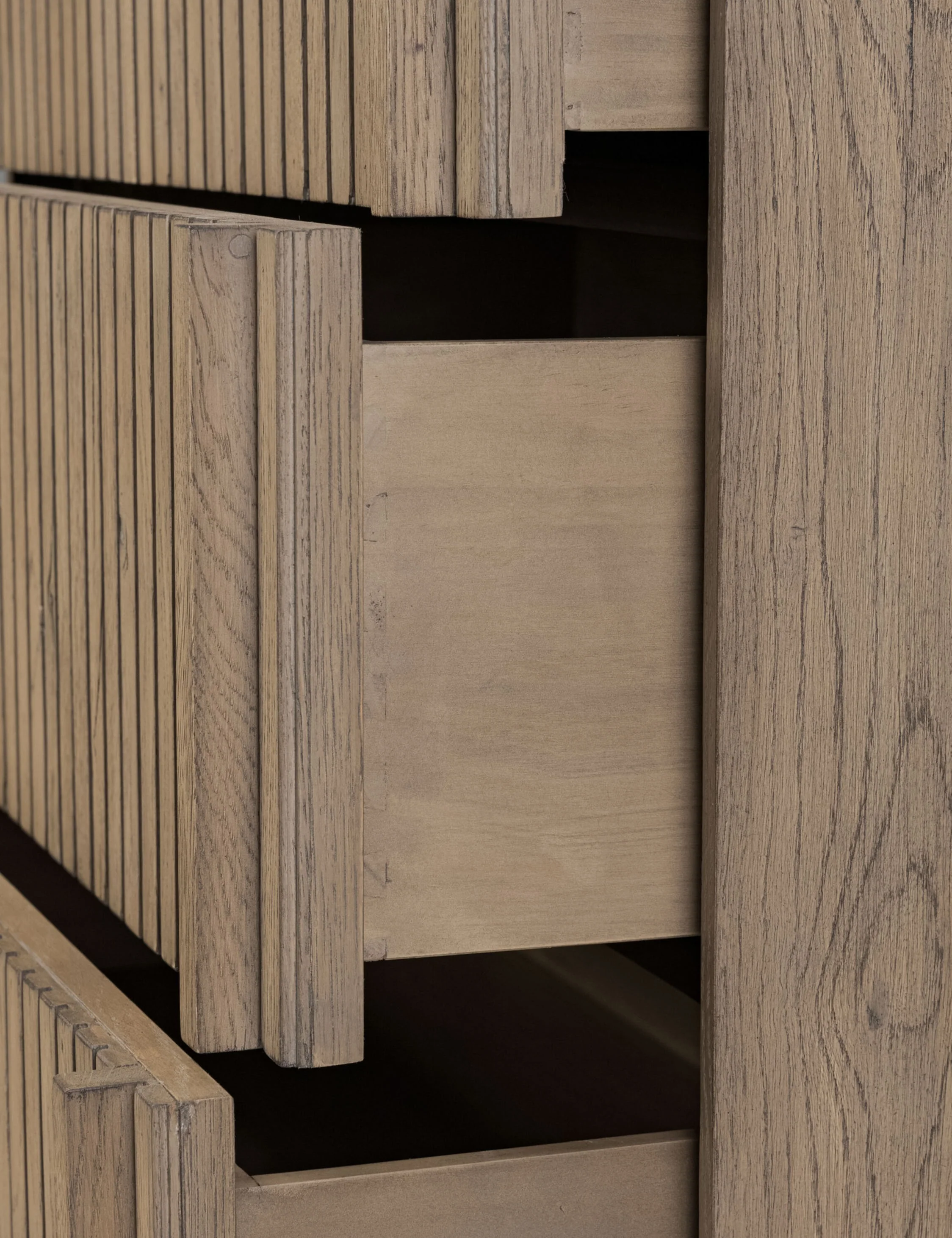 Henley Dresser - Image 10