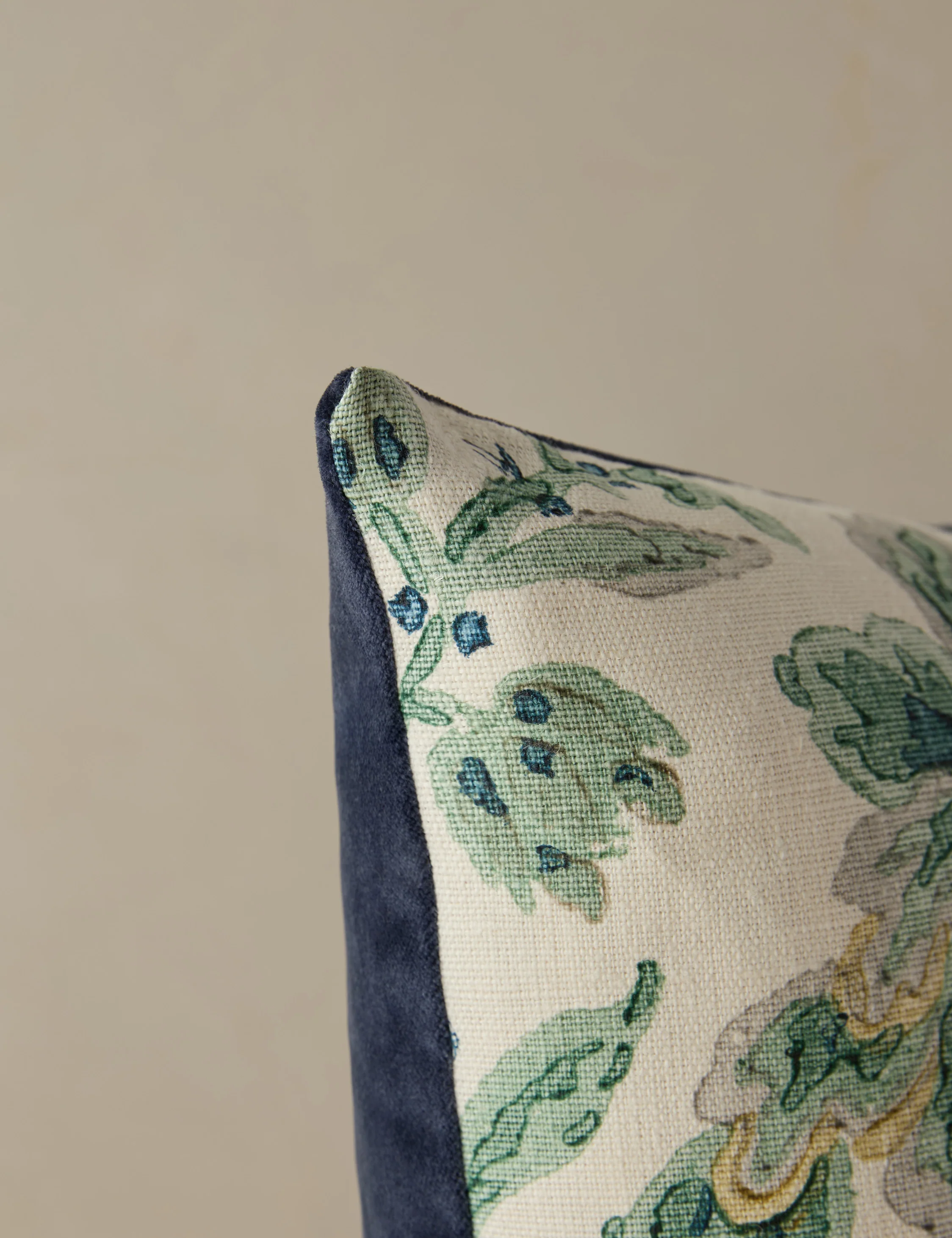 Kelmescott Linen Pillow by Scalamandre - Image 6