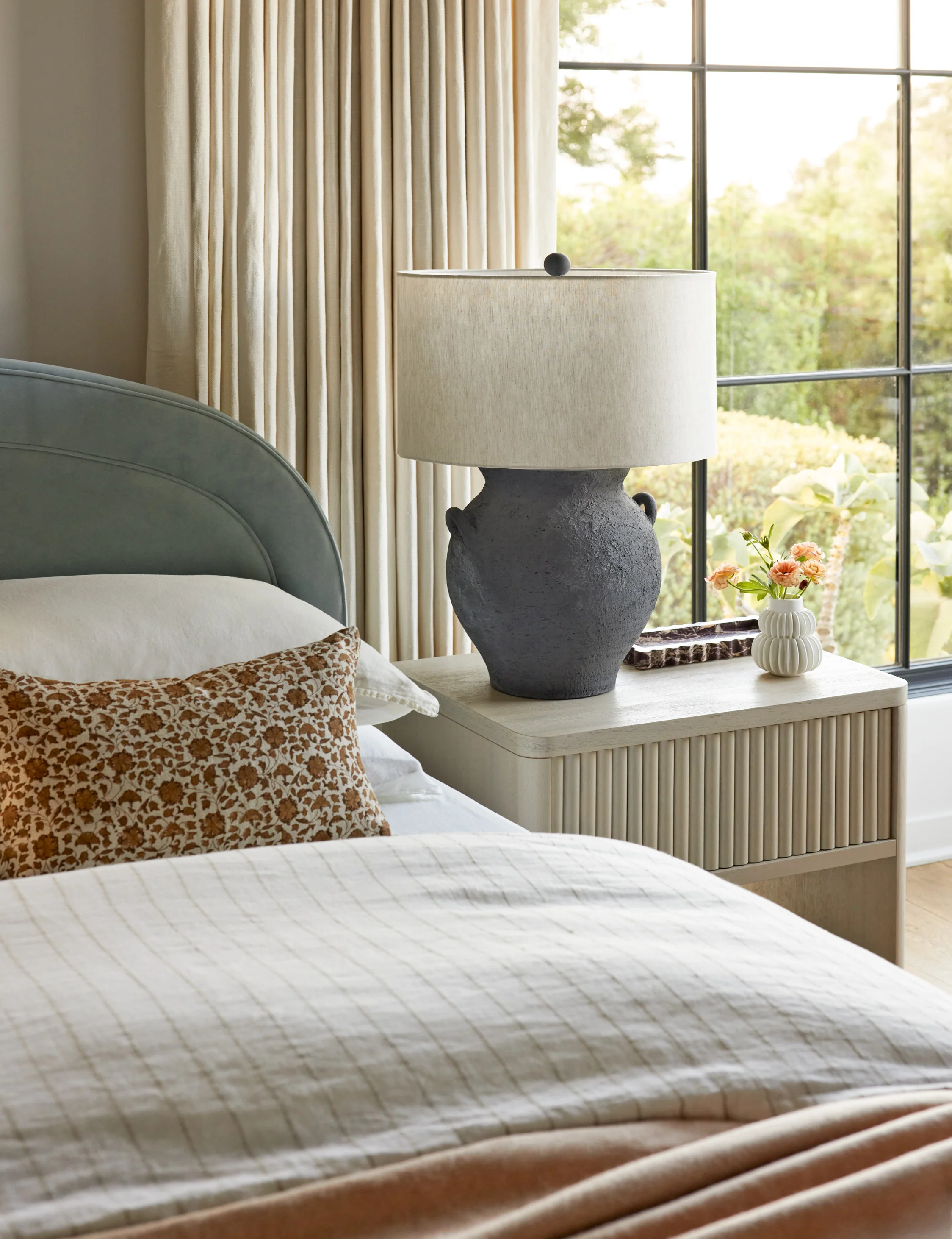 Lavelanet Linen Pillow - Image 5