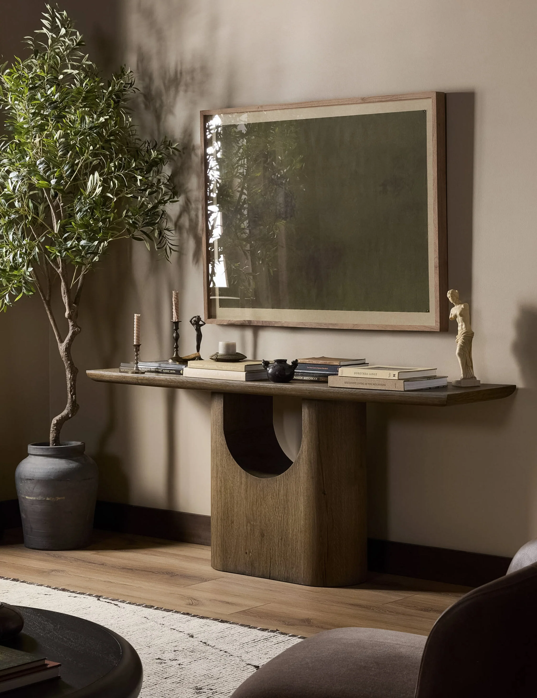 Leda Console Table