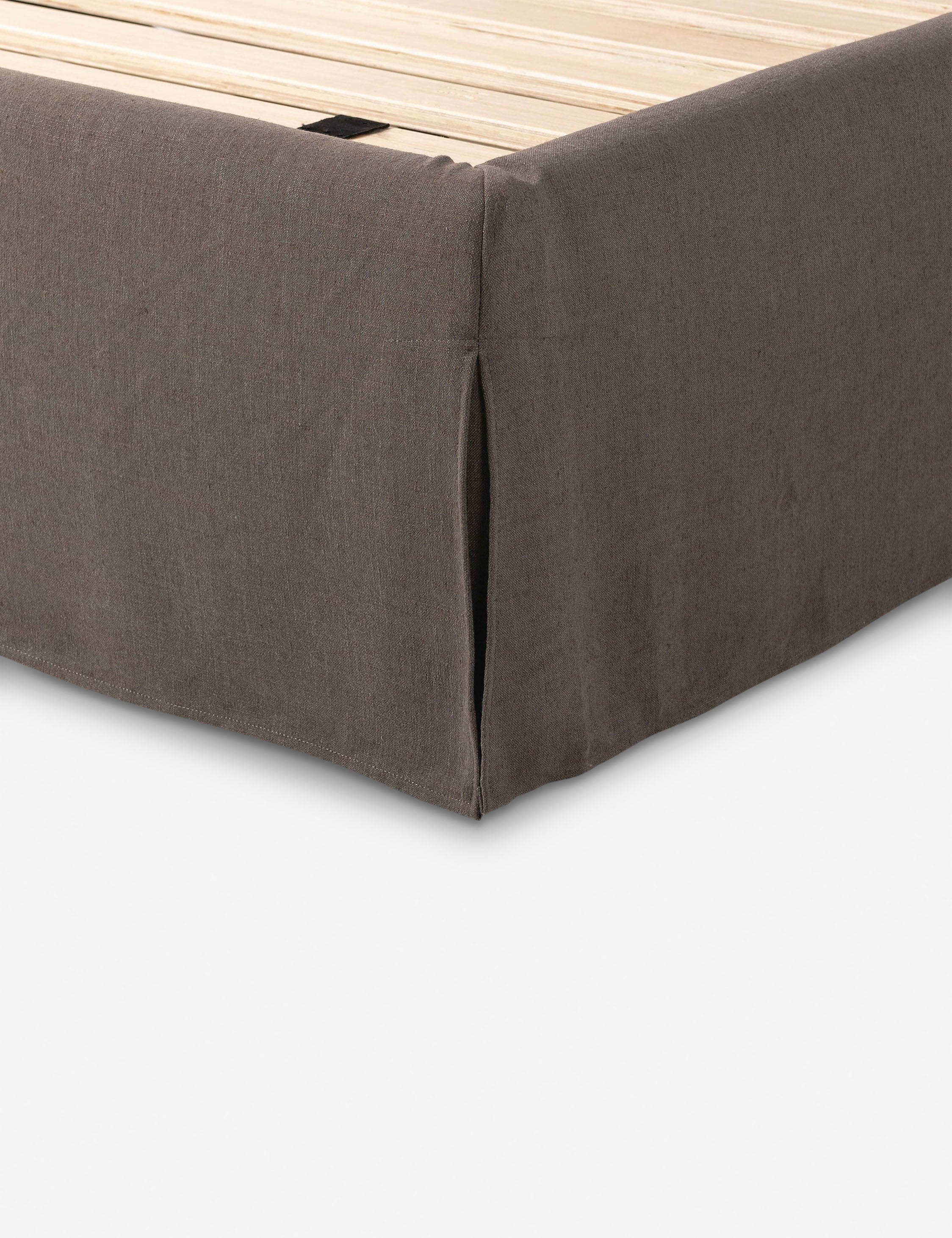 Leyah Slipcover Platform Bed - Image 21