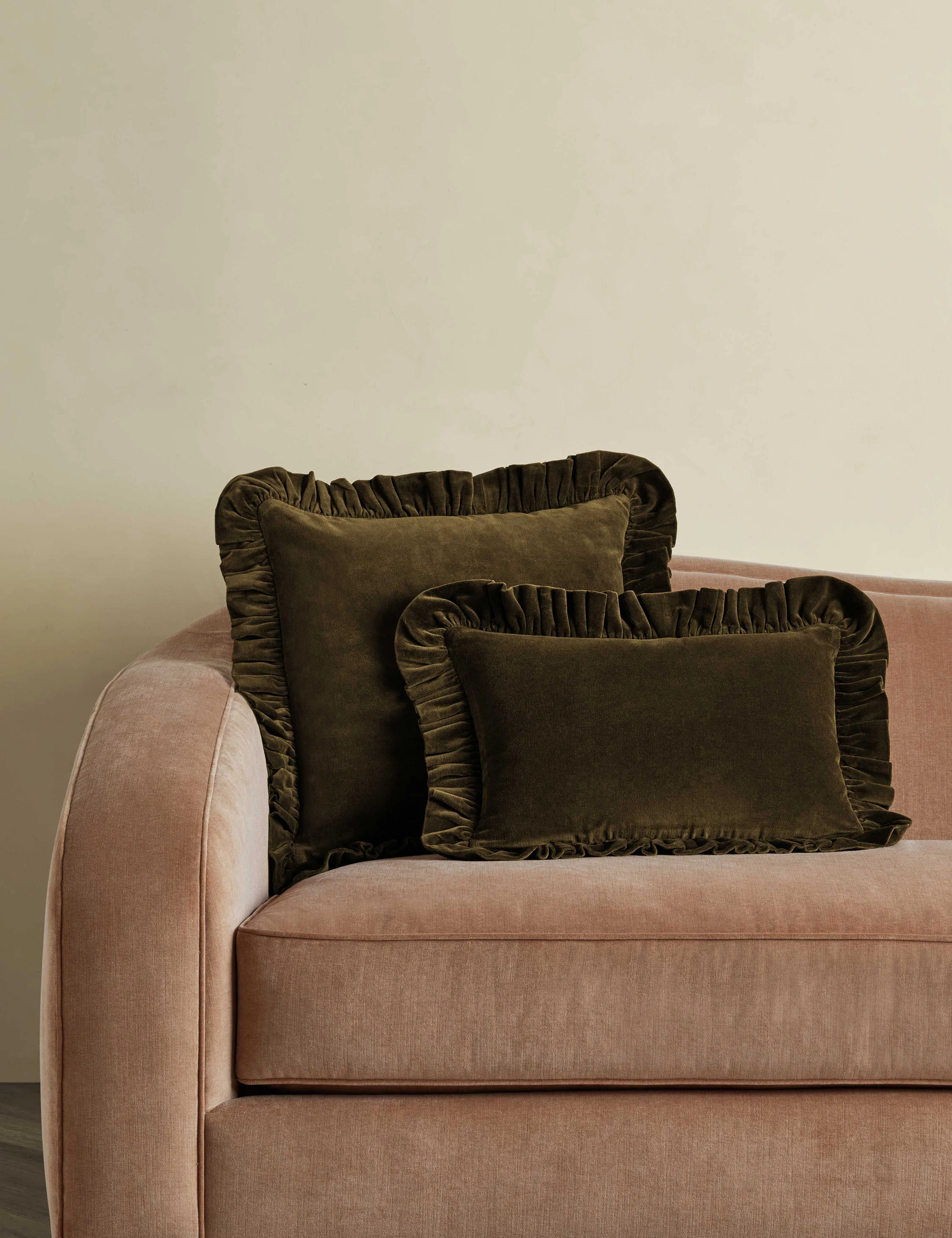 Mauree Velvet Pillow - Image 21