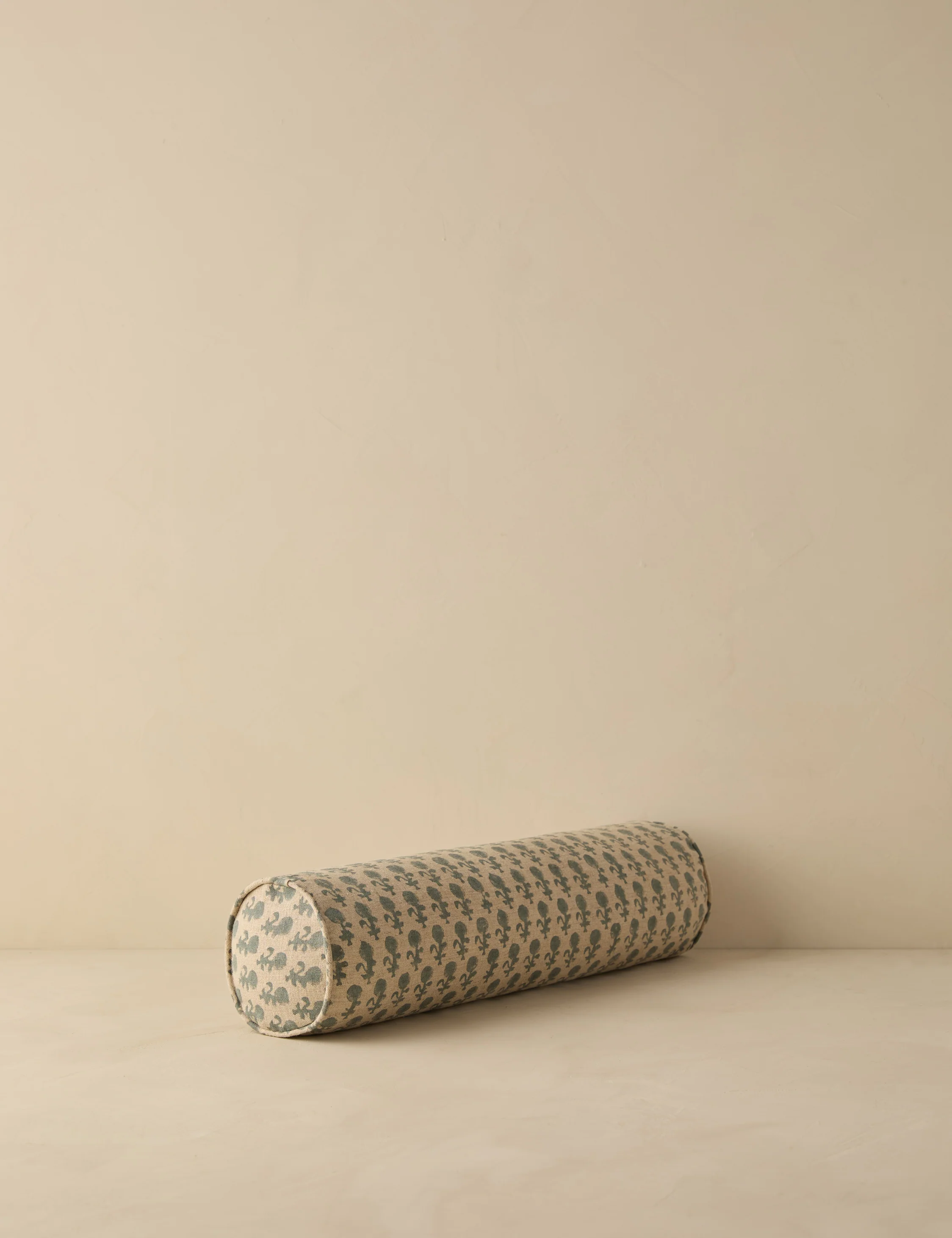 May Linen Pillow - Image 31