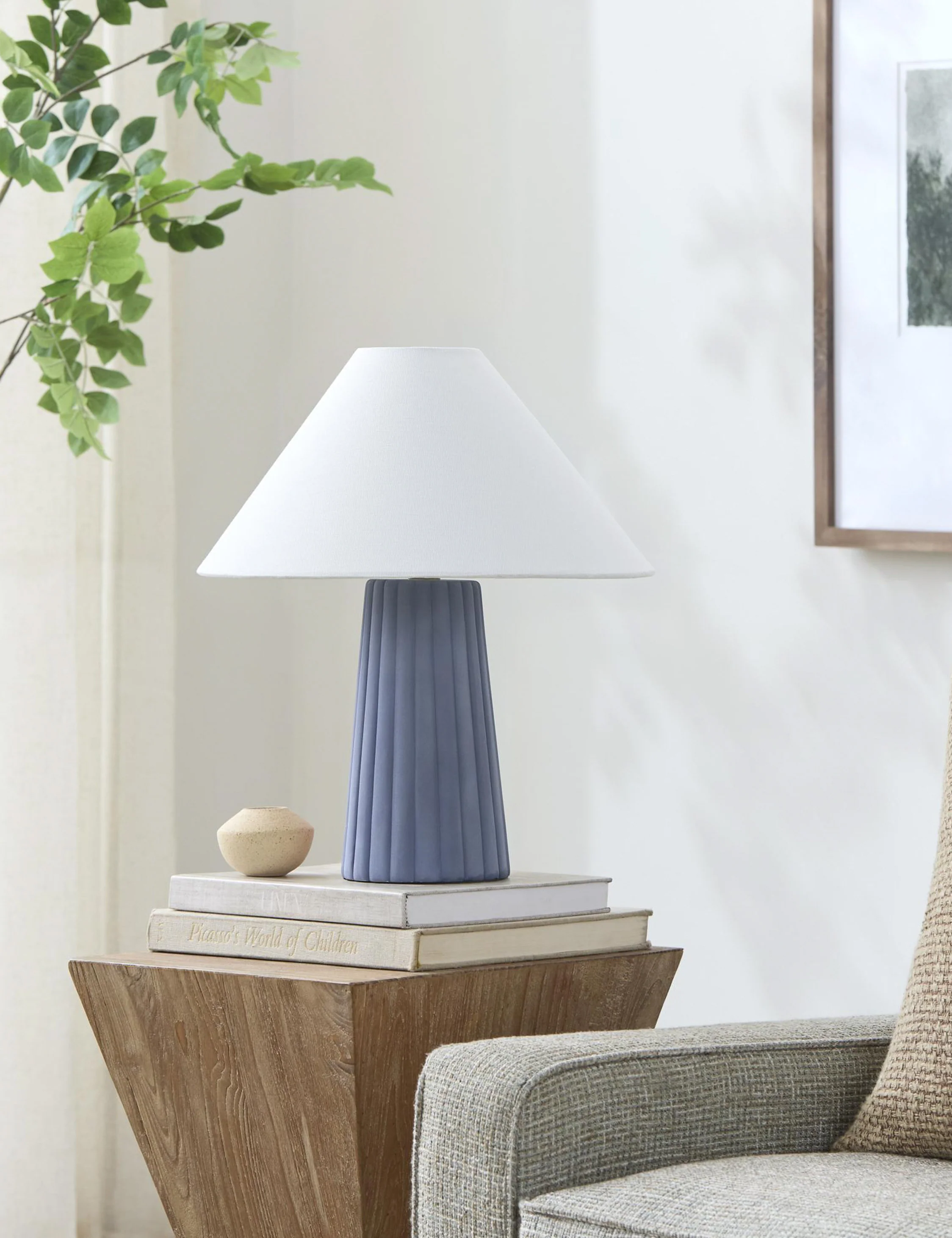 Nese Table Lamp - Image 9