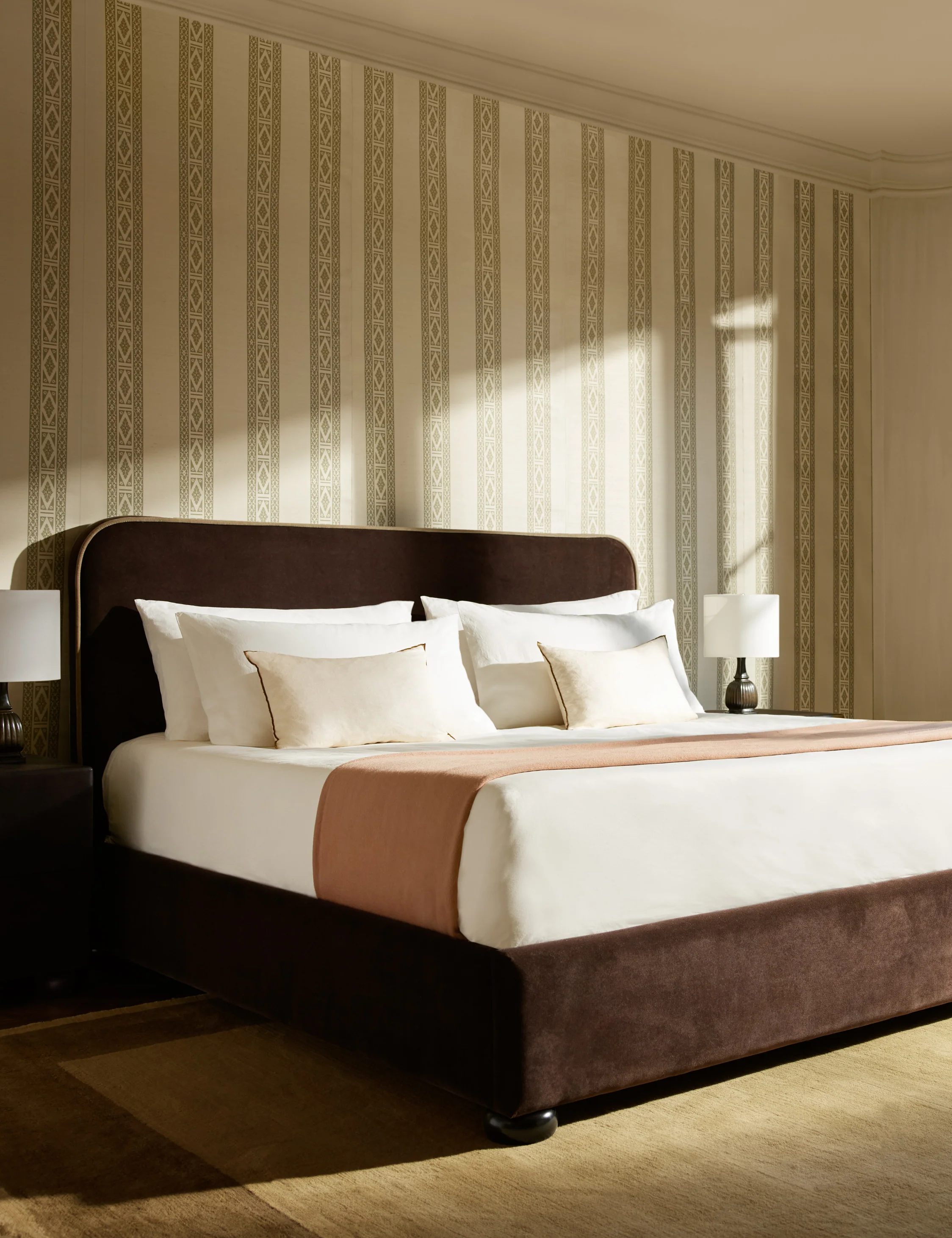 Paradiso Grasscloth Wallpaper by Jake Arnold - Image 3