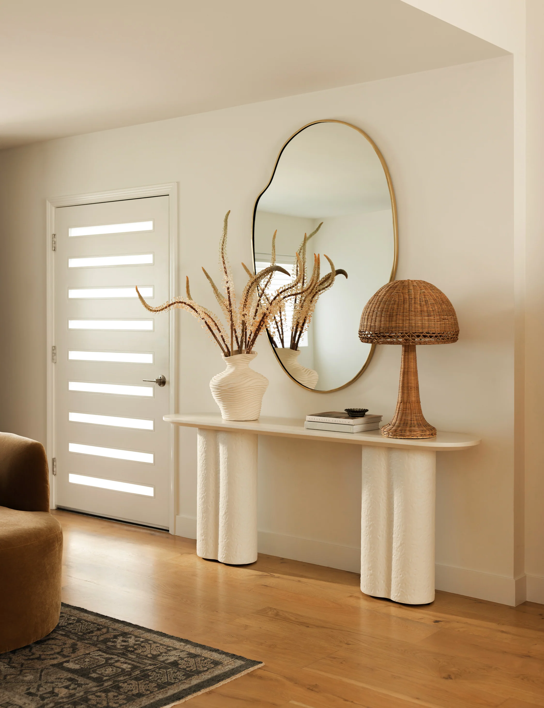 Quinley Table Lamp - Image 3