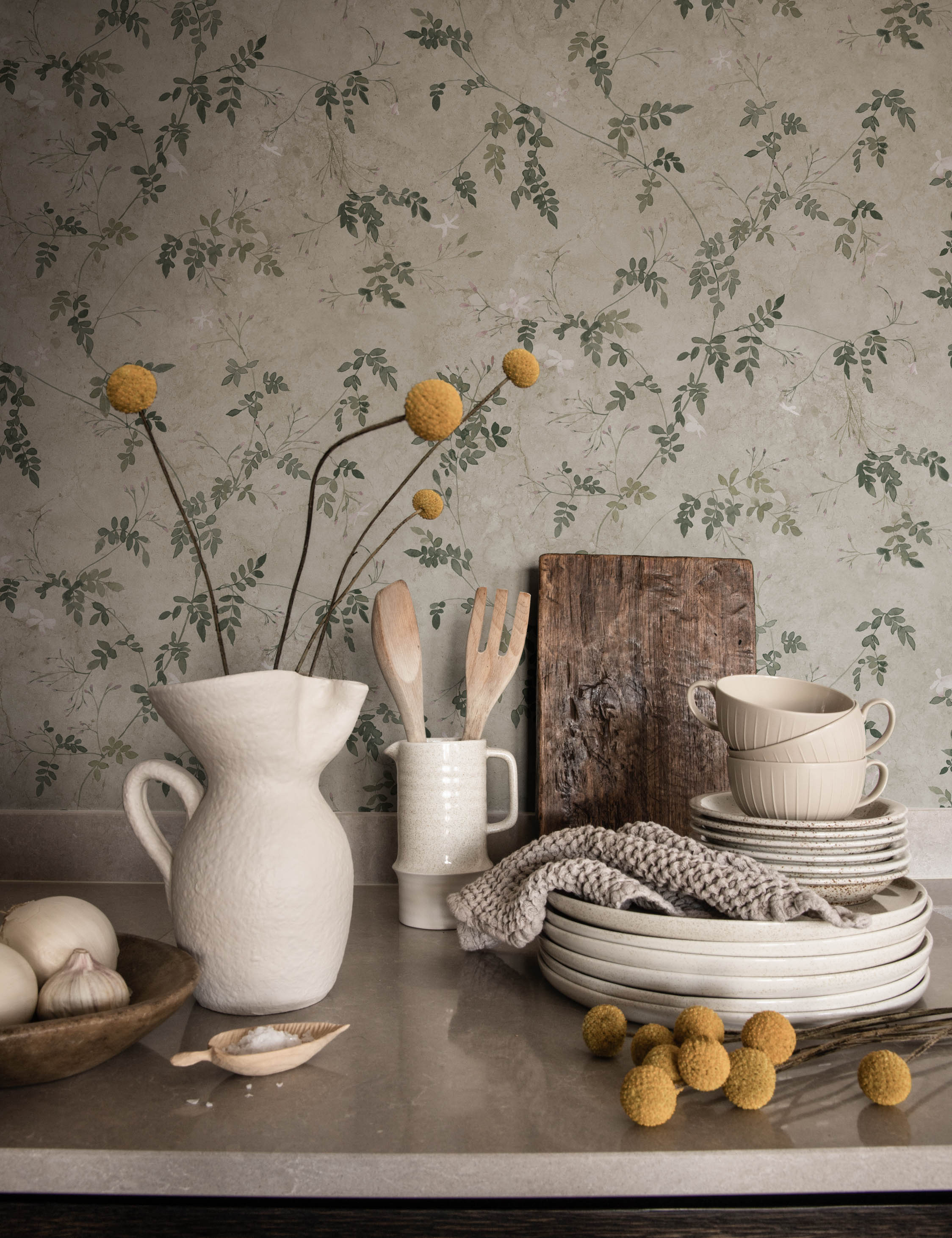 Scalamandre Irene Wallpaper by Sandberg - Image 3