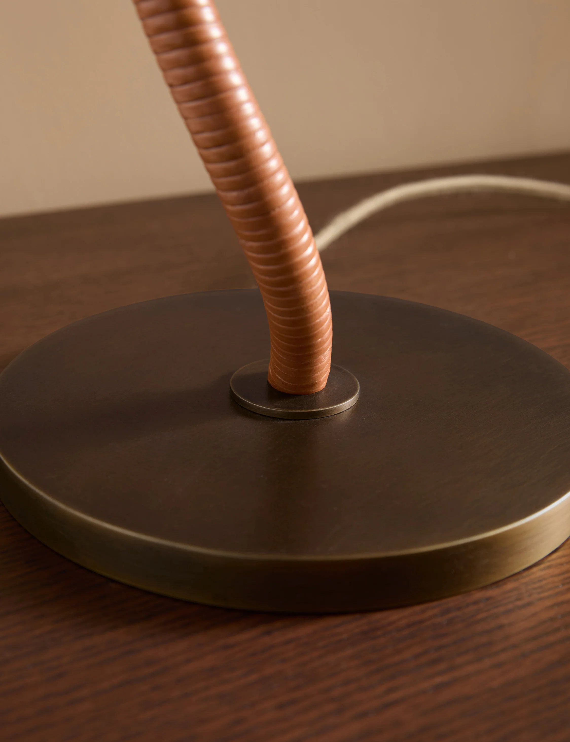 Senara Table Lamp - Image 6
