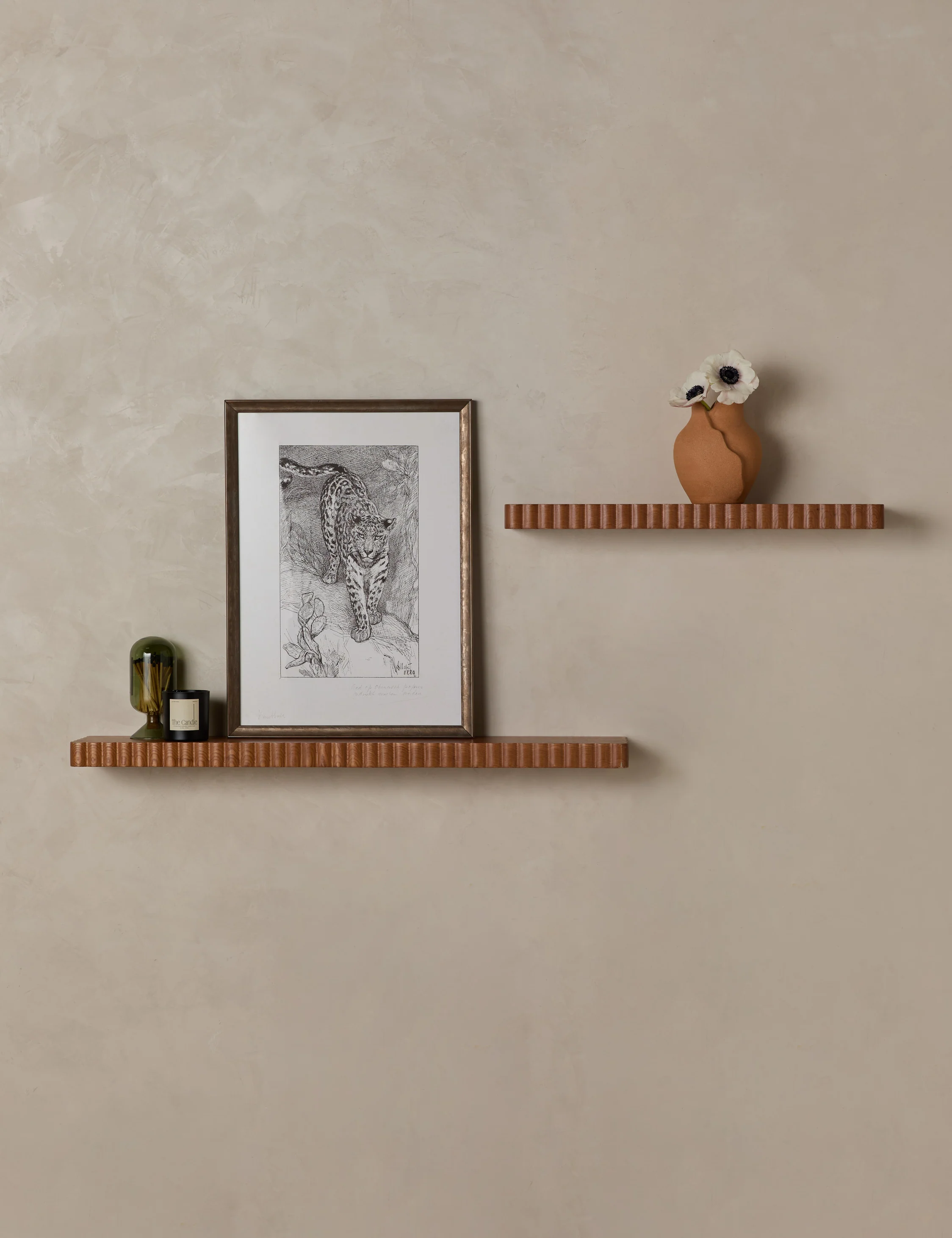 Suela Shelf