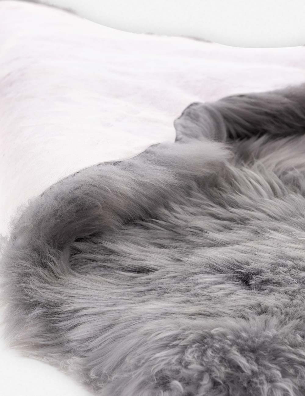 Vale Ombre Sheepskin Throw - Image 12