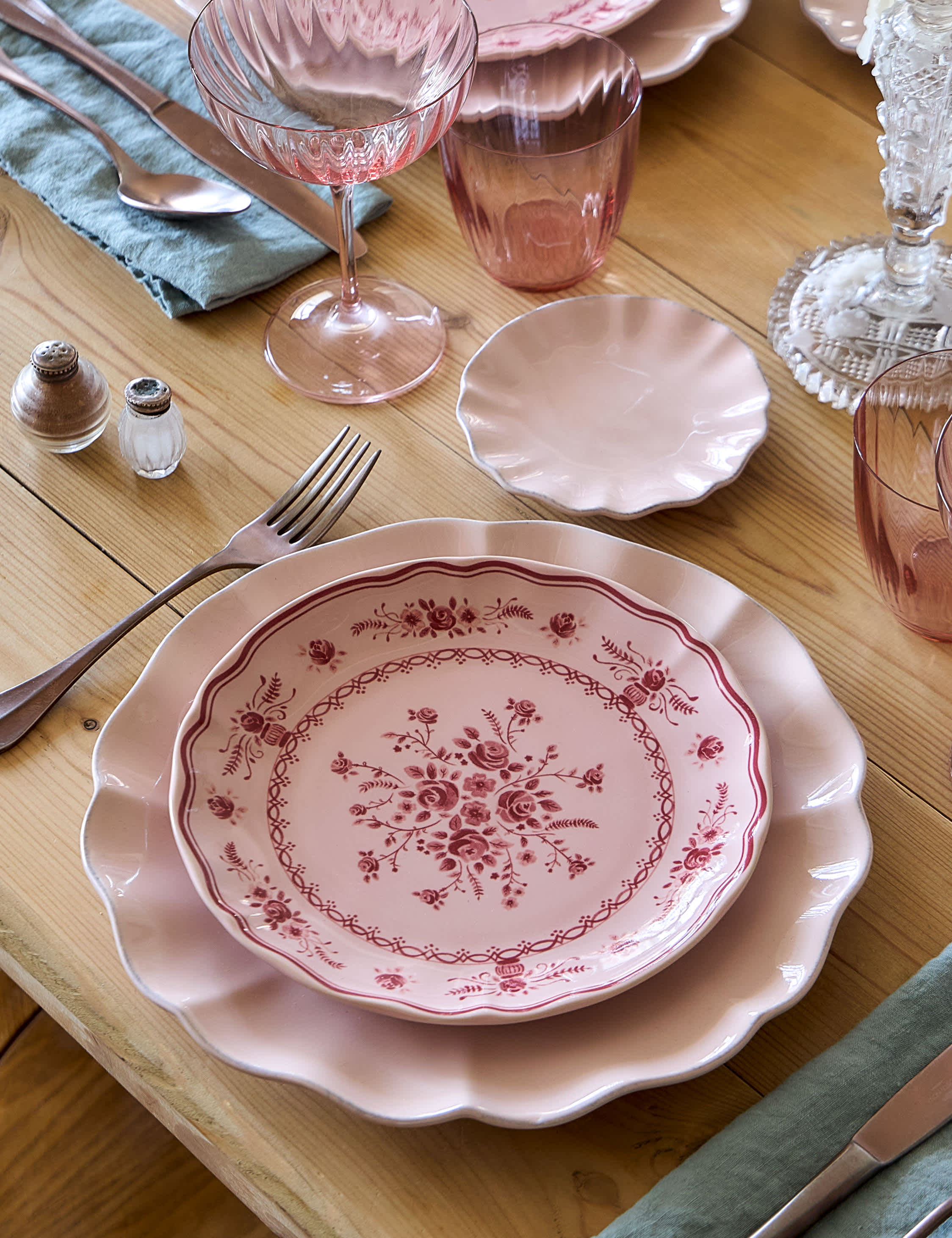 Vila Stoneware Dinnerware by Costa Nova - Image 22