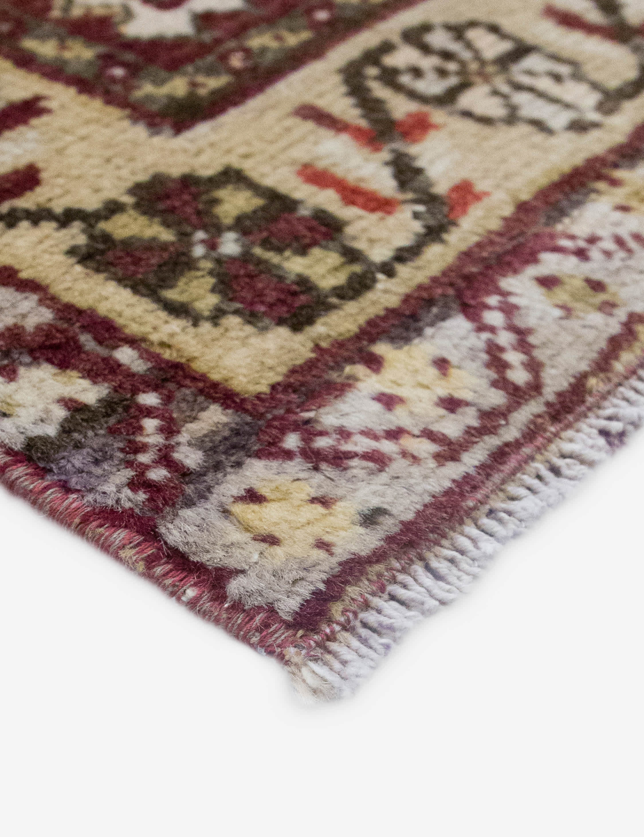 Vintage Turkish Hand-Knotted Wool Rug No. 590, 2'5" x 4'4" - Image 3