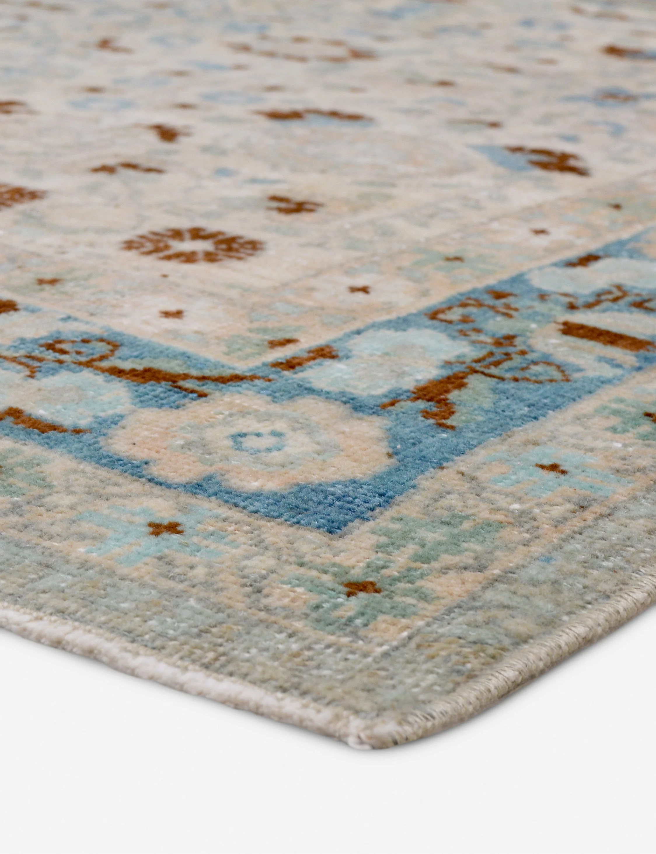 Vintage Turkish Hand-Knotted Wool Rug No. 427, 4'3" x 6'8" - Image 2