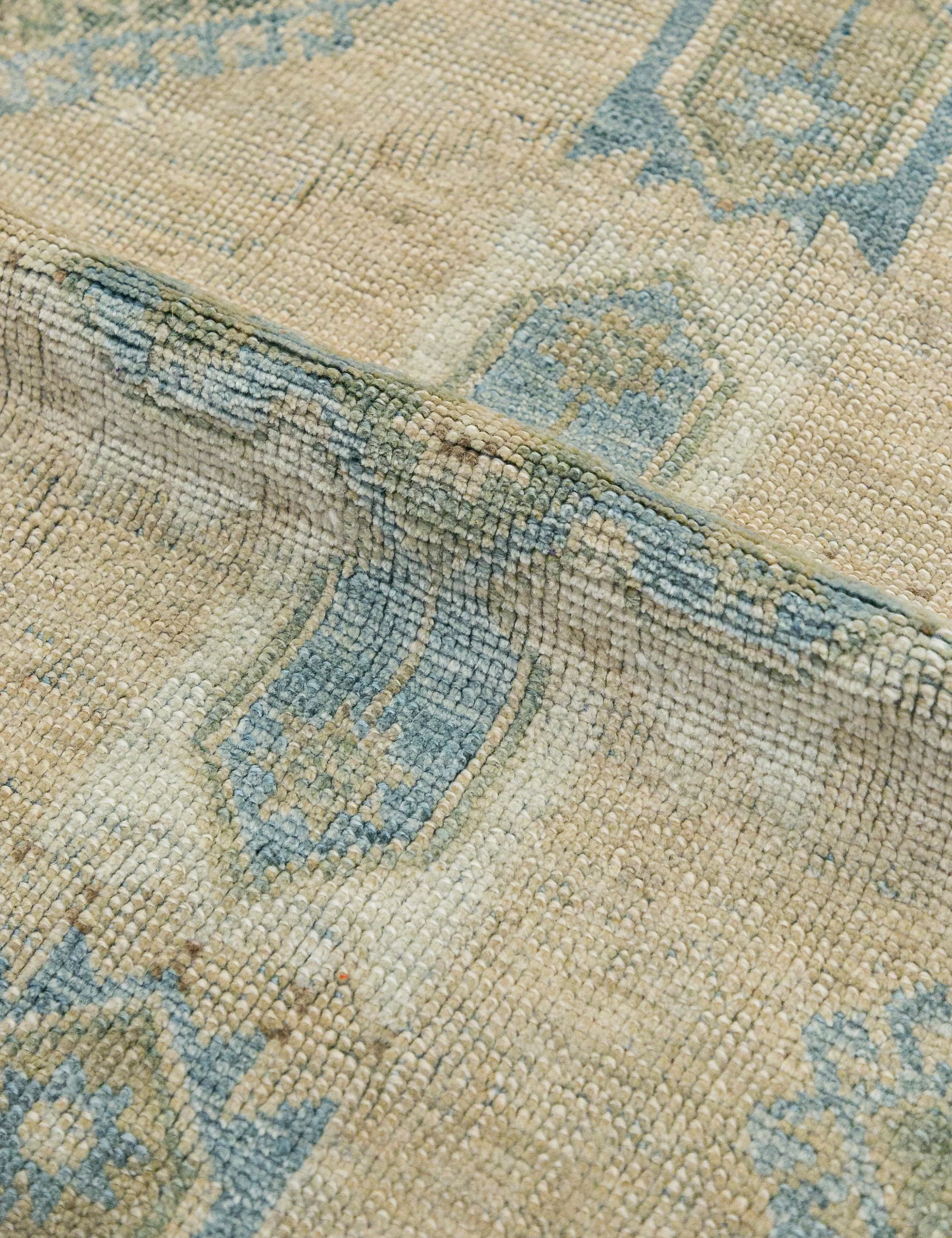 Vintage Turkish Hand-Knotted Wool Rug No. 459, 4'4" x 6'7" - Image 3
